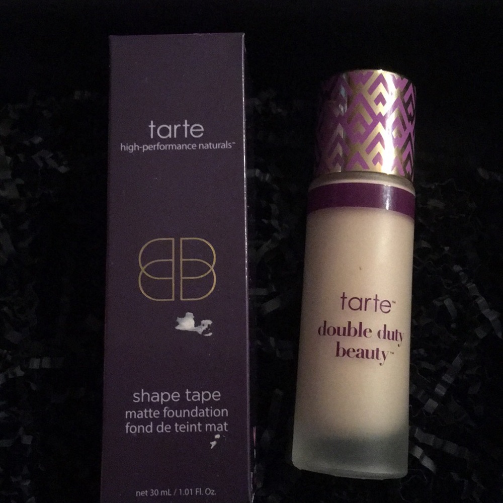 Shape Tape Matte Foundation in Fair-Light Neutral